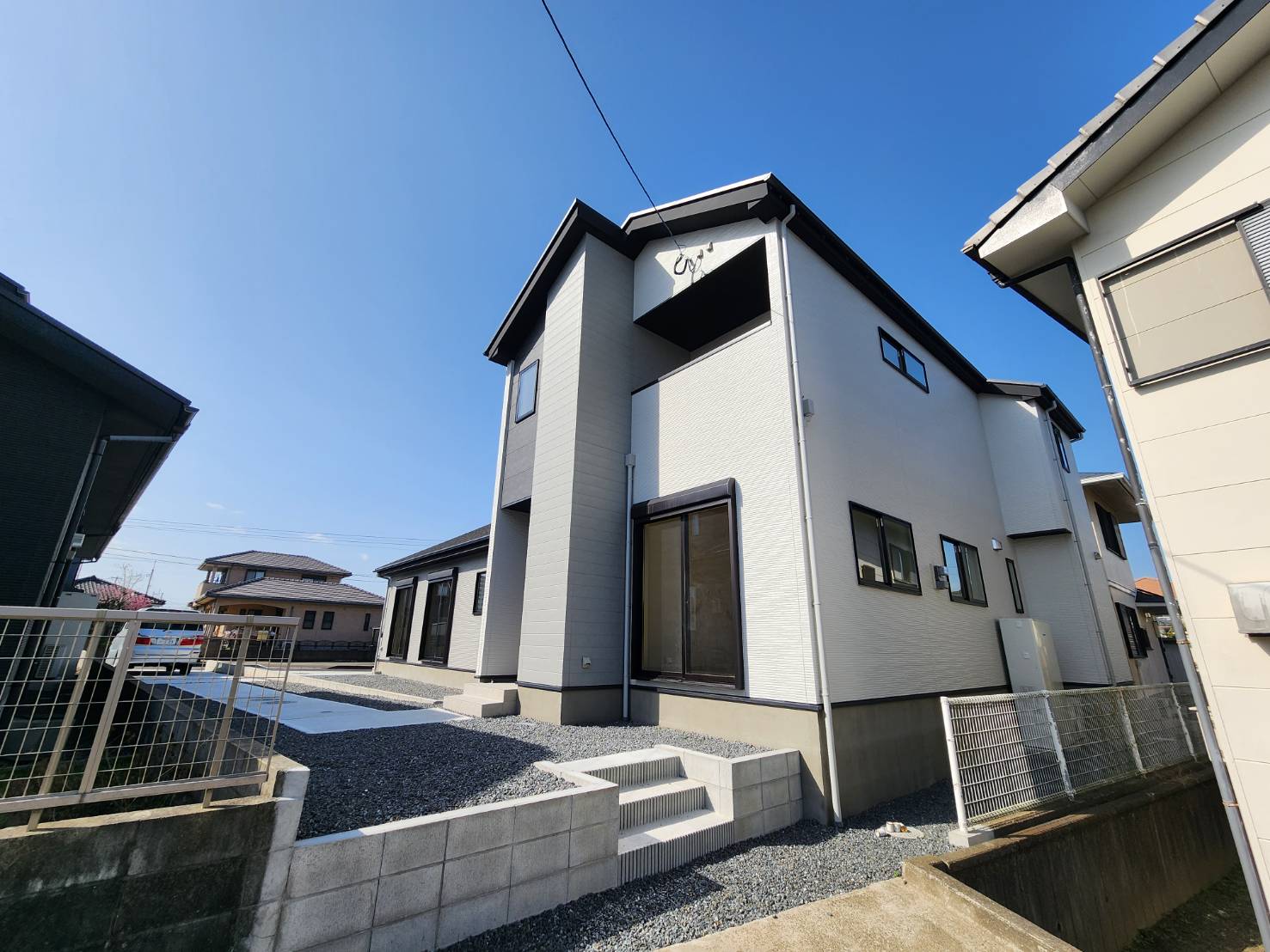 ★ワンランク上のデザイン住宅★新築売家　2階建　東餅田　4ＬＤＫ+Ｓ　姶良市　不動産